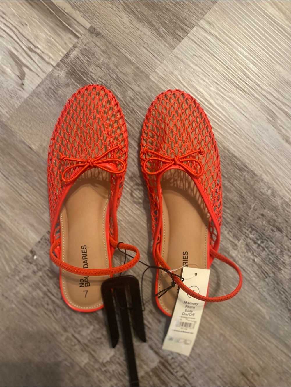 No Boundaries Woman's Sling Back Mesh Shoes Red Size 7